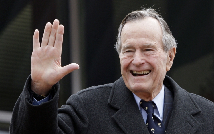 Elhunyt George H.W. Bush volt amerikai elnök